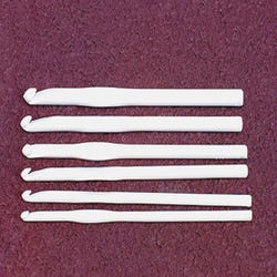Image for Susan Bates Luxite Plastic Crochet Hook Set, Assorted Size, Set of 6 from School Specialty