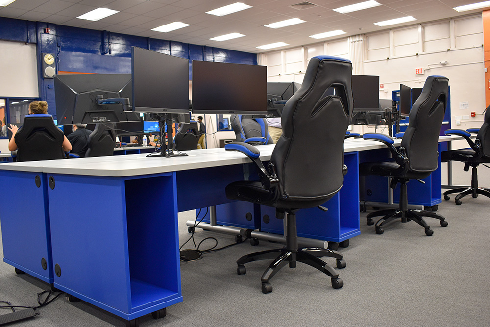 photo of new Media Lab makeover sponosored by School Specialty and others at Stranahan High School