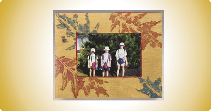Leaf-Motif Frame